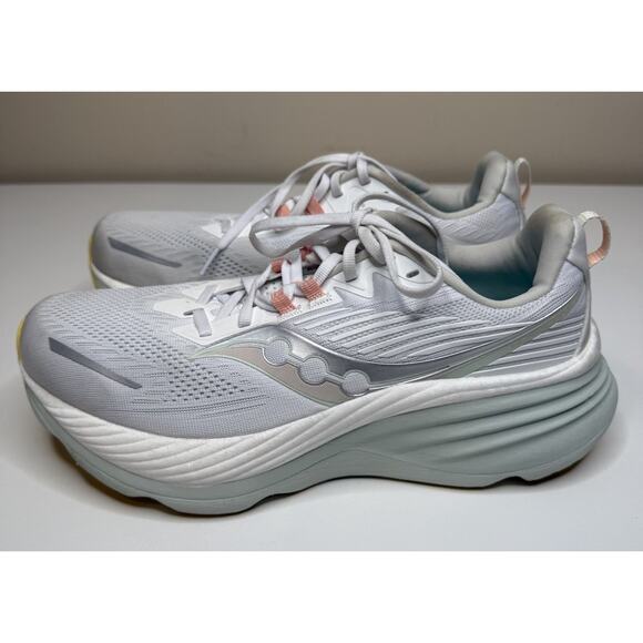 Saucony Hurricane 24 Running Shoe Womens 11 White Mesh FormFit Gym Low Lace Up - Picture 1 of 9